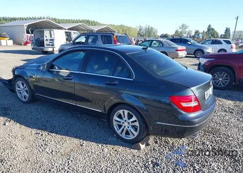 2013 Mercedes-Benz C 250 Luxury from USA, damaged, VIN WDDGF4HB5DA859441